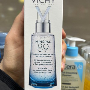 سرم آبرسان و تقویت کننده پوست مینرال 89 ویشی Vichy Mineral 89 Skin Fortifying Daily Booster