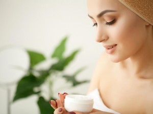 زمان طلایی ترمیم پوست: بهترین لحظه برای اثربخشی کرم ترمیم‌کننده