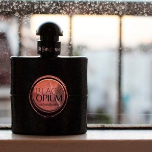 Yves Saint Laurent Black Opium