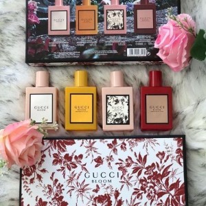 گیفت ست گوچی مدل Gucci Bloom EDP 4x30ml Set Perfume Spray/Gift Set for Women