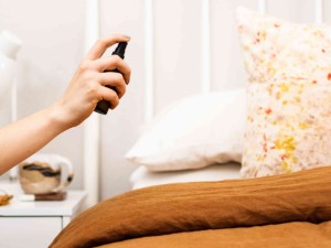 چرا قبل از خواب از عطرها استفاده کنیم؟ کارشناسان می گویند