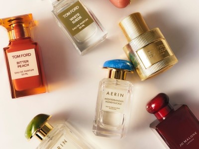 7 روش عالی برای ماندگاری بیشتر عطر در تابستان ...