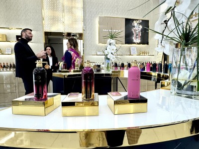 بیست لاو مونتال - عطری جذاب برای زنان و مردان در سال 2024