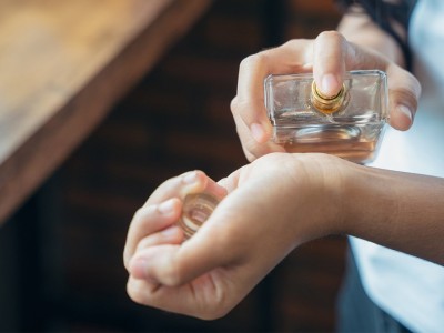 فرق ادکلن شرکتی با اورجینال