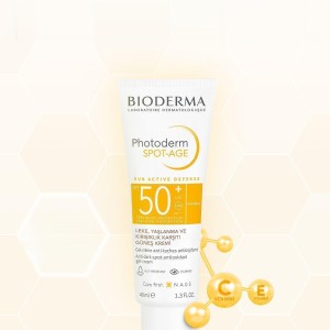 ضد آفتاب بایودرما فوتودرم اسپات ایج SPF50+