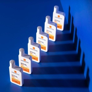 فلوئید ضد آفتاب بی رنگ لاروش پوزای SPF50 | مدل آنتیلیوس