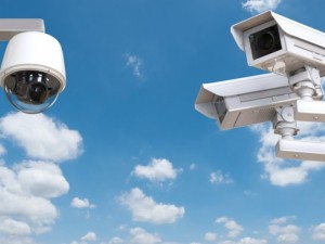 دوربین مداربسته بخریم یا دزدگیر اماکن؟ (مطلب)