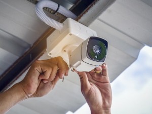 دوربین مداربسته آنالوگ چیست و چه مزایا و کاربردی دارد؟ (مطلب)