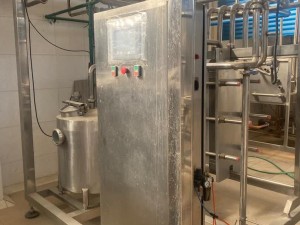 راهنمای کامل خرید دستگاه پاستوریزاتور صنعتی (ویژگی‌ها + قیمت)