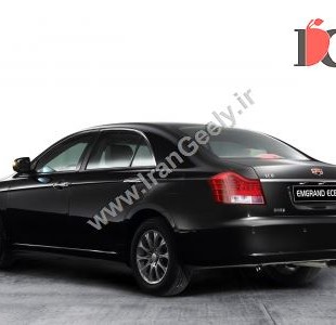 یک جفت چراغ درب فابریک خودرو جیلی با لوگو Geely Emgrand EC87