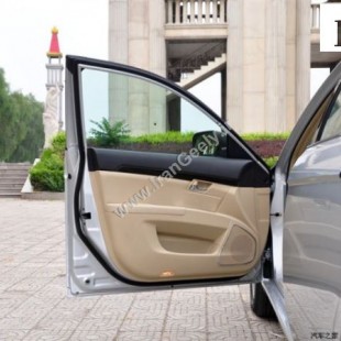 یک جفت چراغ درب فابریک خودرو جیلی با لوگو Geely Emgrand EC87