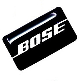 یک عدد برچسب  BOSE