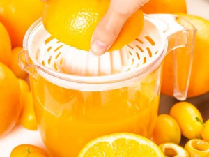 آبمیوه گیری سارینا دنزی پلاستیک