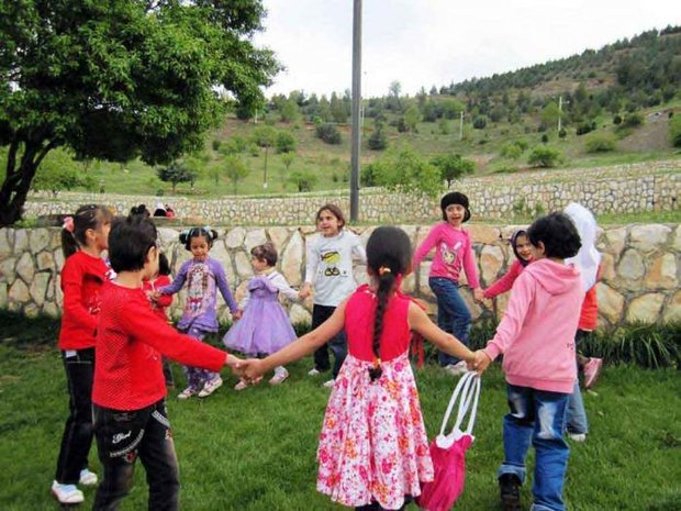 بازی با دوستان