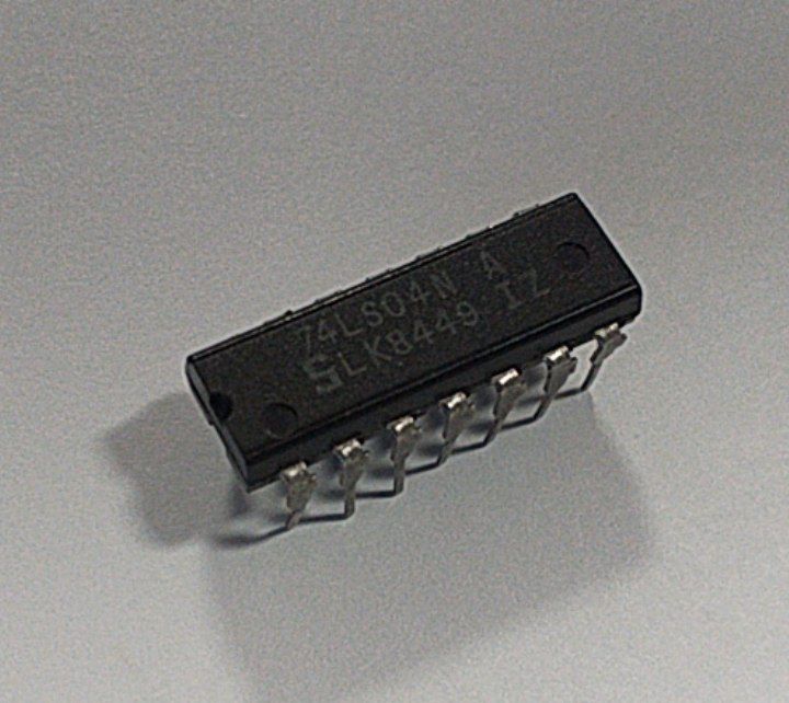 74LS04N