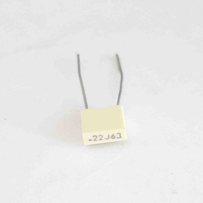 خازن ام کا تی %5± MKT 220nF 63V  (بسته 10 عددی)