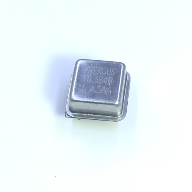 کریستال اسیلاتور  16.384MHZ پایه دار مربعی، بسته بندی DIP8