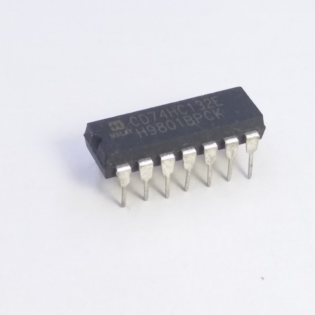 74HC132