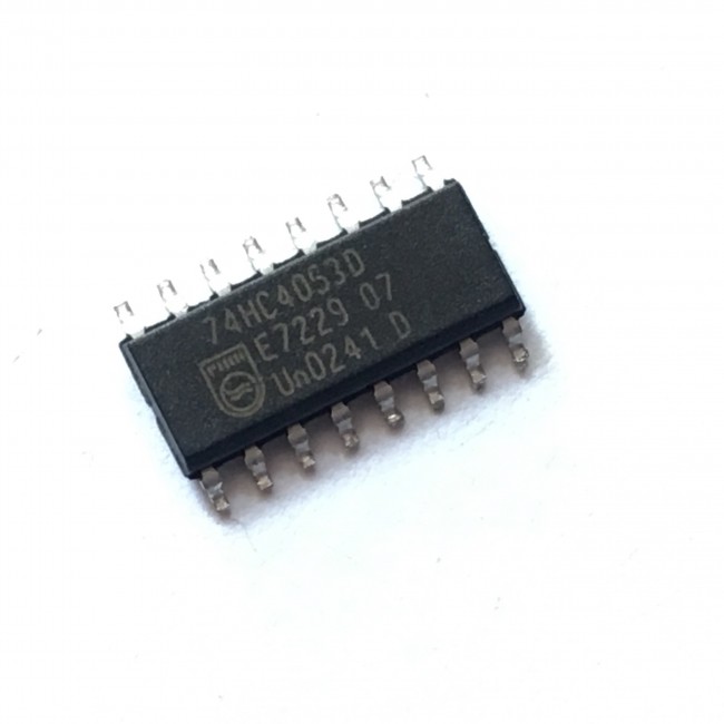 74HC4053D