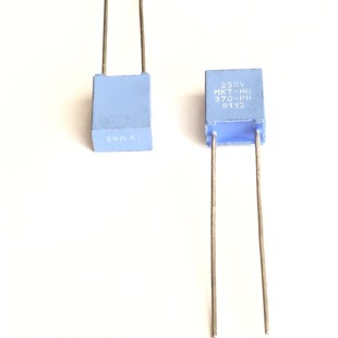 خازن ام کا تی MKT 39nF 250V ±5%
