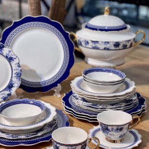 سرویس کامل غذا خوری و پذیرایی Blue king