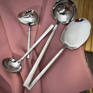 سرویس ۲۴ نفره پالرمو کد 202s نفره ۱۵۴ پارچه