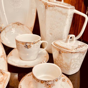 چینی پردیس ایزابل الیش طلایی
