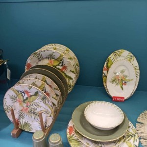 سرویس غذا خوری طرح هاوایی 28پارچه 