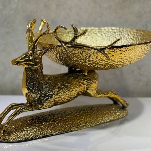 گوزن میوه خوری چکشی