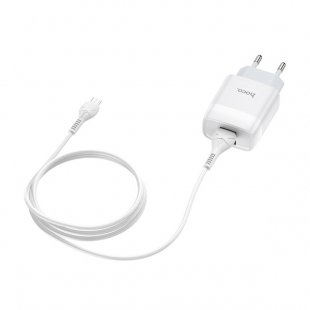 شارژر دیواری هوکو مدل C73A به همراه کابل تبدیل microUSB