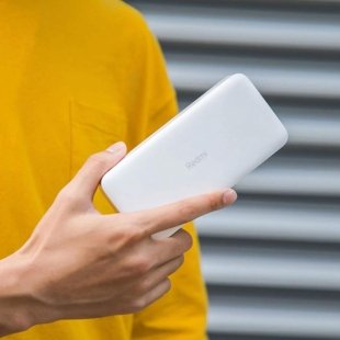 شارژر همراه شیائومی مدل Redmi PB200LZM ظرفیت 20000 میلی آمپر ساعت به همراه کابل