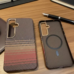 قاب طرح کربنی مگ سیف دار iPefet مناسب برای گوشی Samsung Galaxy S24 Ultra