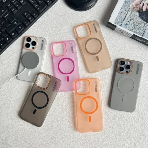 قاب نیمه مات فوق نازک از برند Soft Sanding برای iPhone 15 Pro Max با پشتیبانی مگ سیف