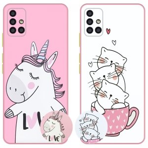 کاور عروسکی دکمه رنگی دخترانه مناسب برای گوشی Samsung Galaxy A51 مدل محافظ لنزدار به همراه پاپ سوکت طرح کیتی و اسب تک شاخ Unicorn And Kitty Case