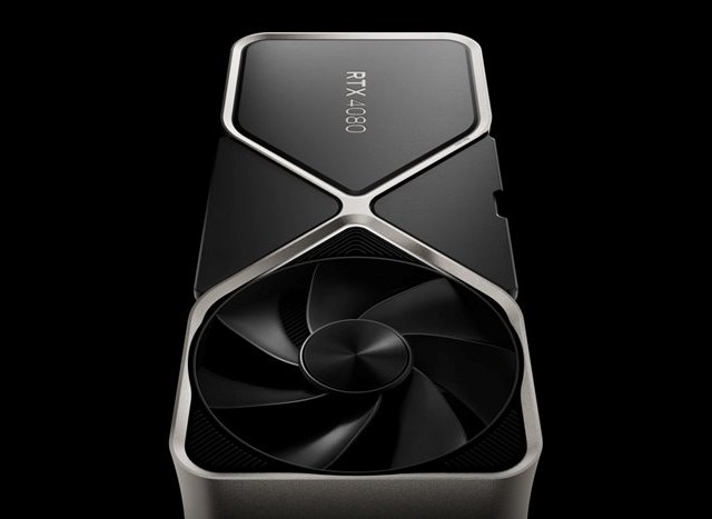 نتایج بنچمارک‌ها نشان از عملکرد مشابه مدل ۱۲ گیگابایتی RTX 4080 با RTX 3090 Ti دارد