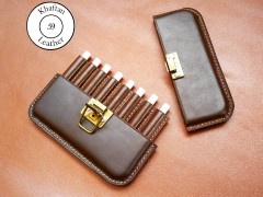 کیف سیگار چرم طبیعی ظرفیت هشت نخ دارای قفل مهماتی