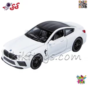 بدنه براق و طراحی ظریف ماکت BMW سری M8 با لوگوی اصلی بی‌ام‌و