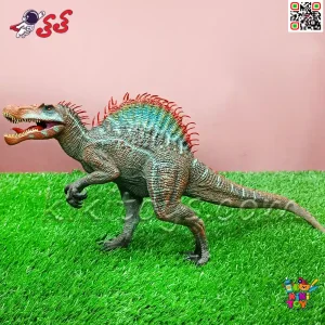 فیگور دایناسور اسپینوساروس با طراحی دقیق و جزئیات واقعی، قدرت این دایناسور افسانه‌ای