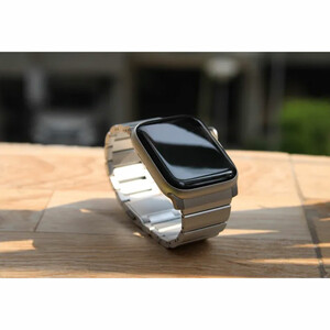 ساعت هوشمند اپل مدل SE Aluminum Case 44mm With Sport Loop Band