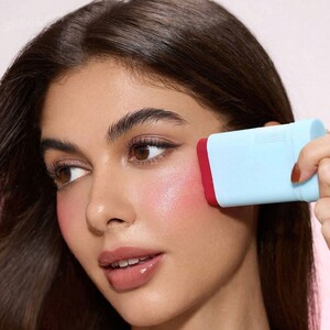 رژ گونه استیکی شیگلم Glass Glow