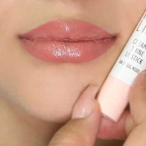 رژ لب مدادی براق کرمی Nude Look گلدن رز