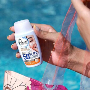 کرم ضد آفتاب بی رنگ SPF50 پوست خشک و حساس پیکسل 50ml