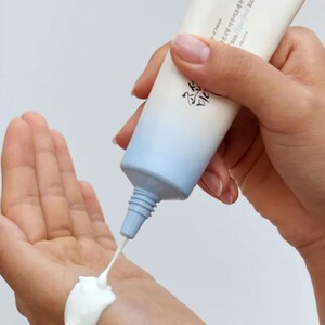 ضد آفتاب آکوا فرش بیوتی آف جوسان SPF50
