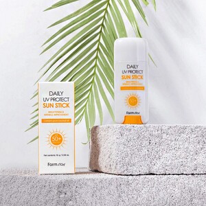 ضد آفتاب استیکی spf50 فارم استی 16gr