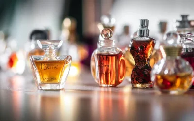 عطر - ادکلن