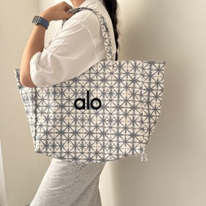 کیف  و ساک دوشی  زنانه مدل  زلیا