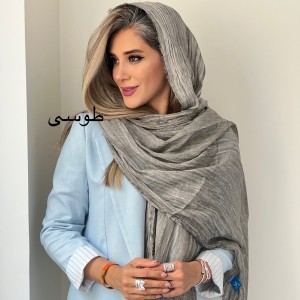 شال نخ دور ریش طوطیا