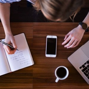 مچ بند هوشمند آی هلث مدل AM4
