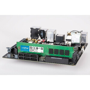 قیمت رم دسکتاپ کروشیال DDR4 تک کاناله 8 گیگابایت 3200 مگاهرتز CL22 U-DIMM ولتاژ 1.2 ولت مدل PC4-25600 رشت