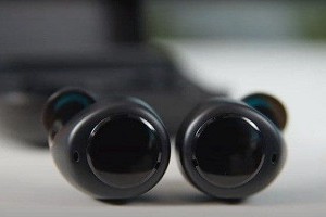 هدفون های بی سیم Echo Buds می توانند تمرینات ورزشی را ردیابی کنند (مطلب)
